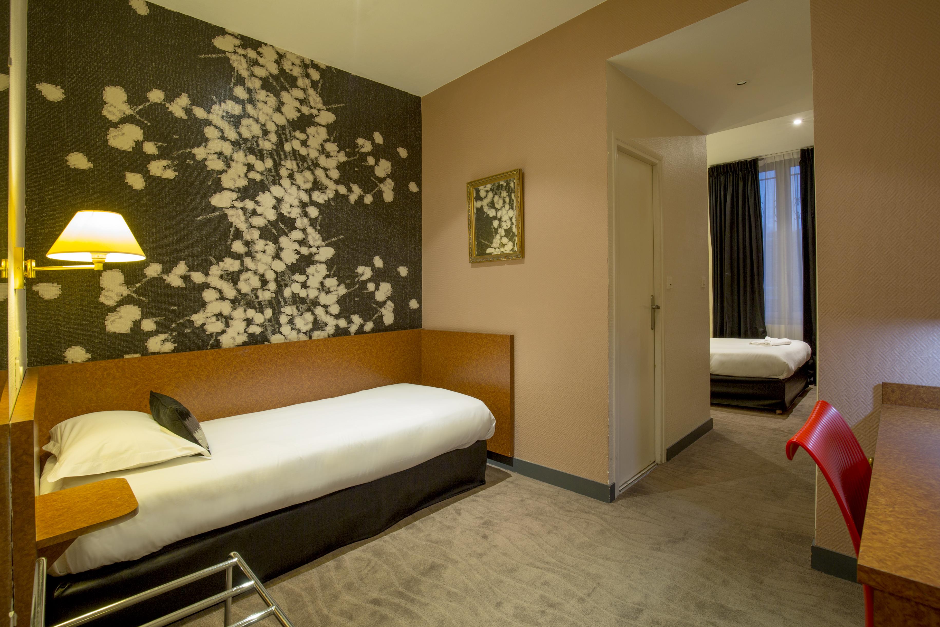Hotel Raymond 4 Toulouse Exterior photo