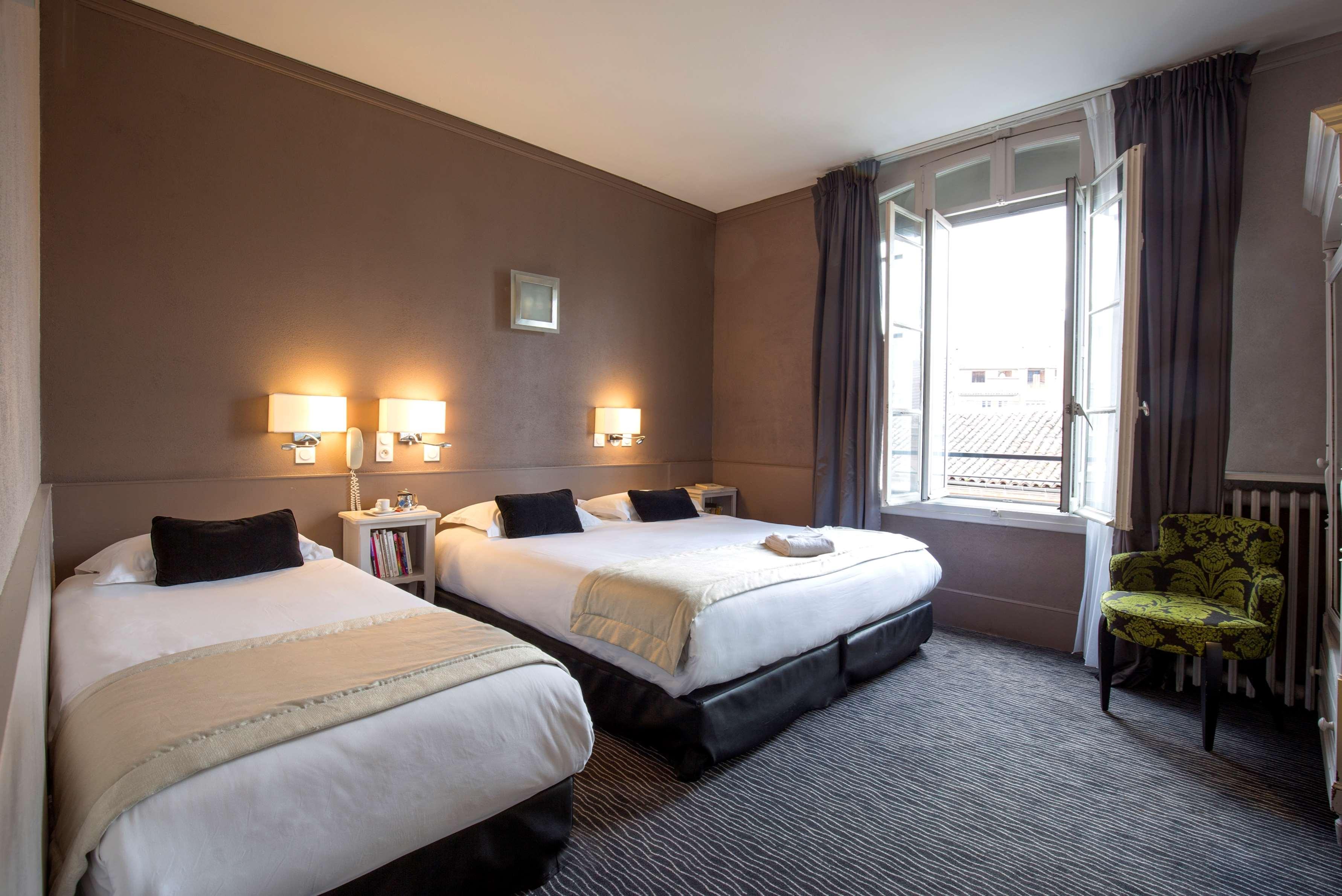 Hotel Raymond 4 Toulouse Exterior photo
