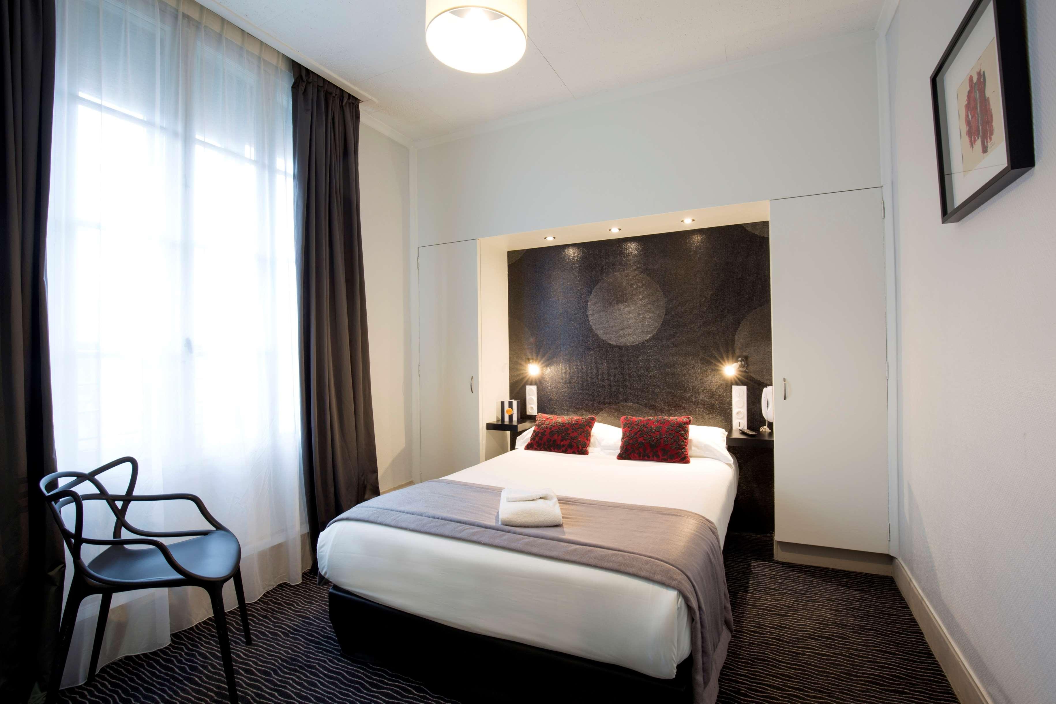 Hotel Raymond 4 Toulouse Exterior photo