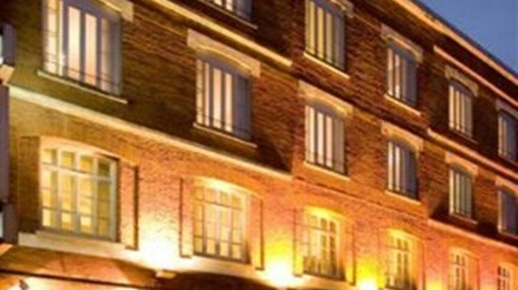 Hotel Raymond 4 Toulouse Exterior photo